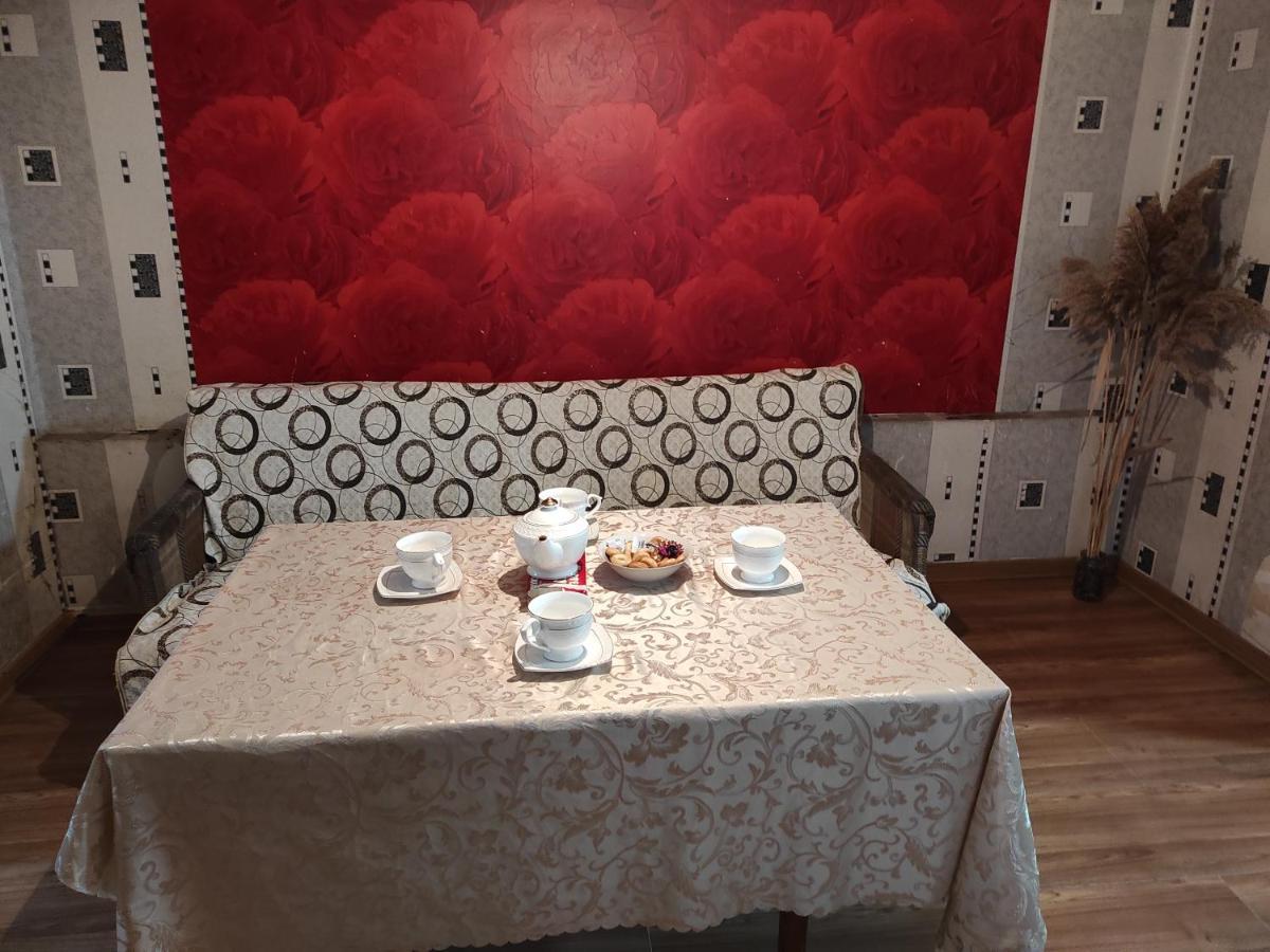 Garden Hotel And Hostel 비슈케크 외부 사진