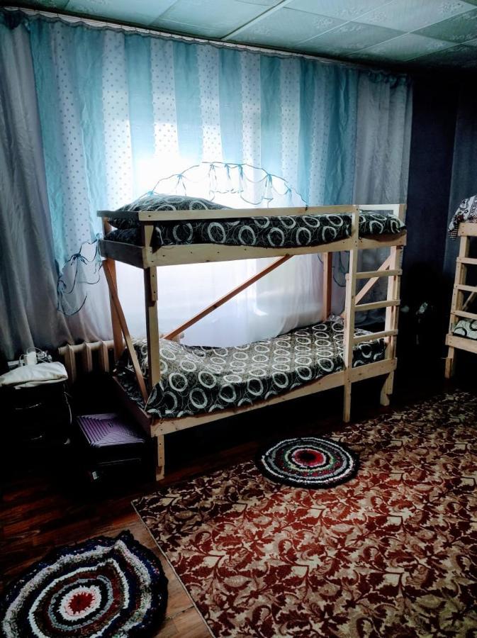 Garden Hotel And Hostel 비슈케크 외부 사진