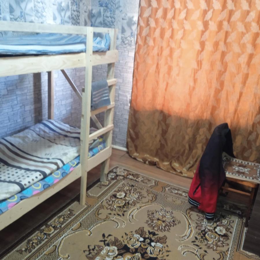 Garden Hotel And Hostel 비슈케크 외부 사진